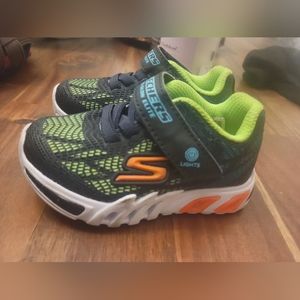 Skechers Flex-Glow Elite size 6 - Toddler